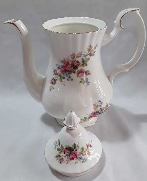Royal Albert  -  Moss Rose  -  Coffee  Pot