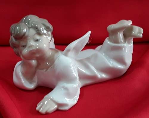 Lladro  Angel Boy Figure