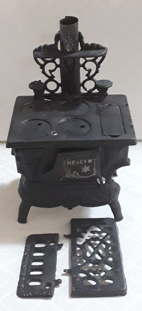 Crescent  -  Salesman Sample Wood Stove