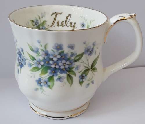 Royal  Albert  ``Flowers  of  the  month``  Coffee  Mug