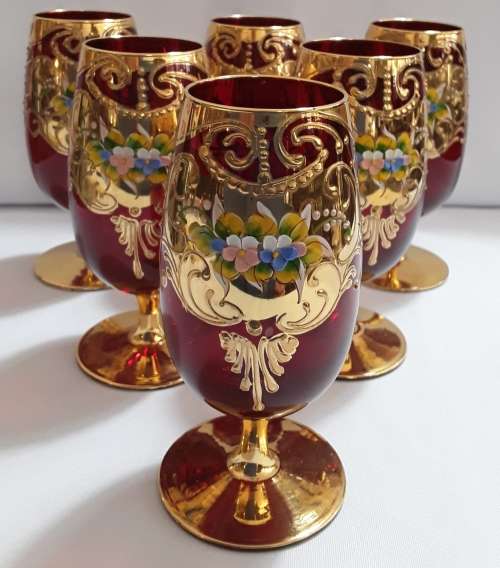 Venetian  Glass  -  Relief  Stemmed  Glasses