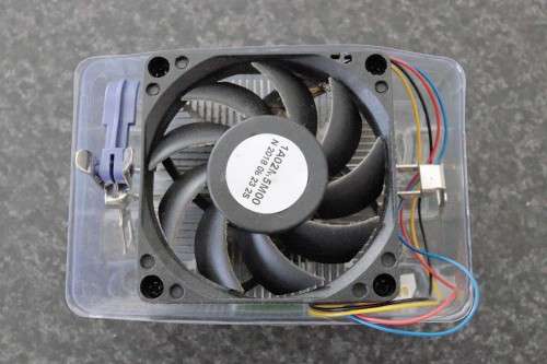 AMD Athlon 200ge 2-core 4-thread with Radeon Vega 3 graphics