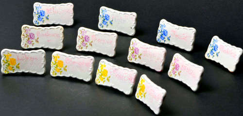 Floral Daisy Porcelain Place Card Name Plates Markers