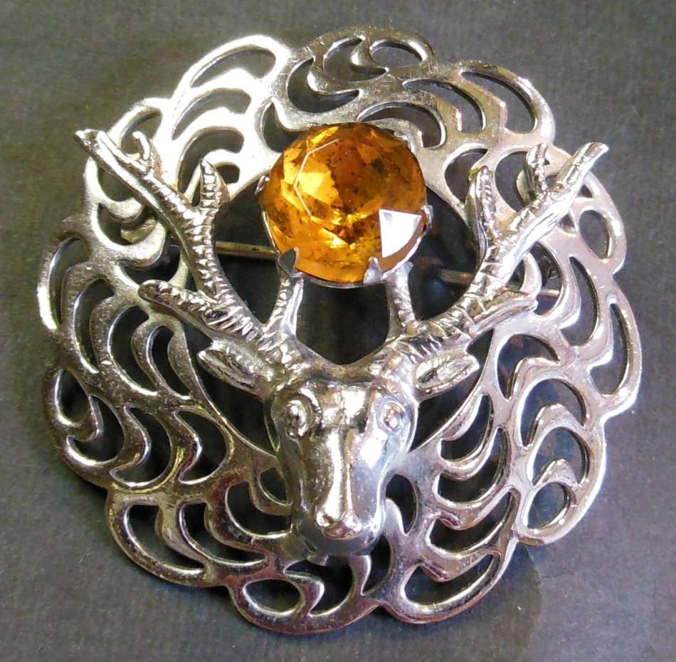*CRAZY R1 START* Caledonian Stags Head brooch by Mizpah