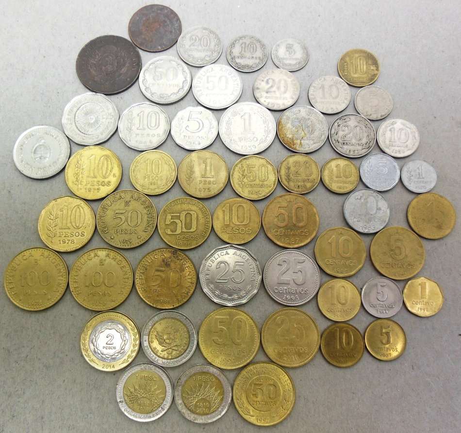 *CRAZY R1 START* Argentina - Lot of 53 different coins - bid per coin