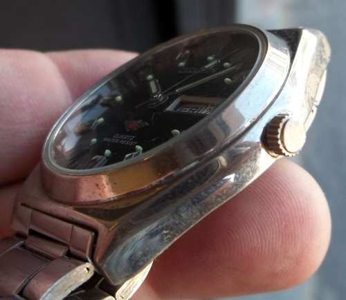 *CRAZY R1 START* CITIZEN Qartz day/date men's watch - Working