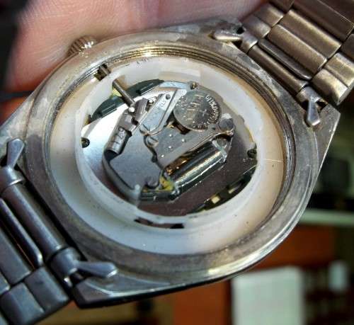 *CRAZY R1 START* CITIZEN Qartz day/date men's watch - Working