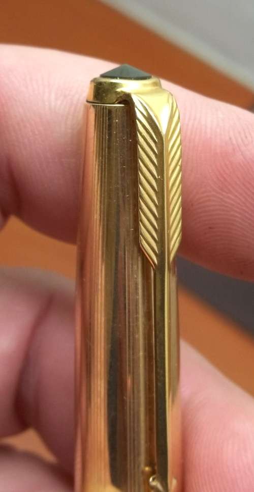 *CRAZY R1 START* PARKER 61 fountain pen in box with ink