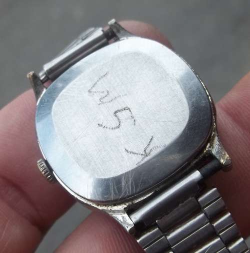 *CRAZY R1 START* Vintage DEFIANT 17 Jewels manual wind lady`s watch - For resoration/spares