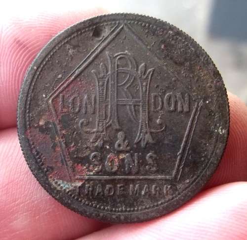 *CRAZY R1 START* RH Hovenden & Sons 2`6 Barber`s token