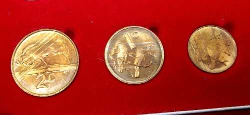 *CRAZY R1 START* 1982 RSA Proof coin set - Beautiful Toning