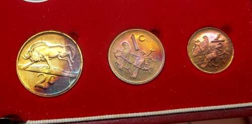 *CRAZY R1 START* 1983 RSA Proof coin set - R145 worth of Silver