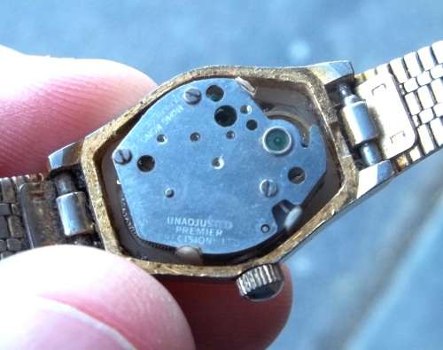 *CRAZY R1 START* OMEGA 17 Jewels manual wind lady`s watch with Hong Kong movement