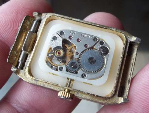 *CRAZY R1 START* Vintage ACITIZENO 17 Jewels lady`s watch - For Restoration/Spares