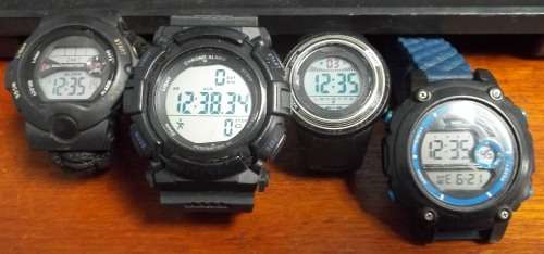 *CRAZY R1 START* 4x No Name Quartz men`s watches