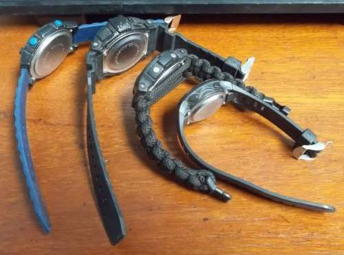 *CRAZY R1 START* 4x No Name Quartz men`s watches