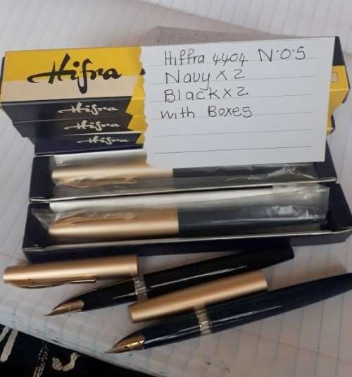 *CRAZY R1 START* Massive lot of collectible Fountain & Ball-Point pens with pen tray