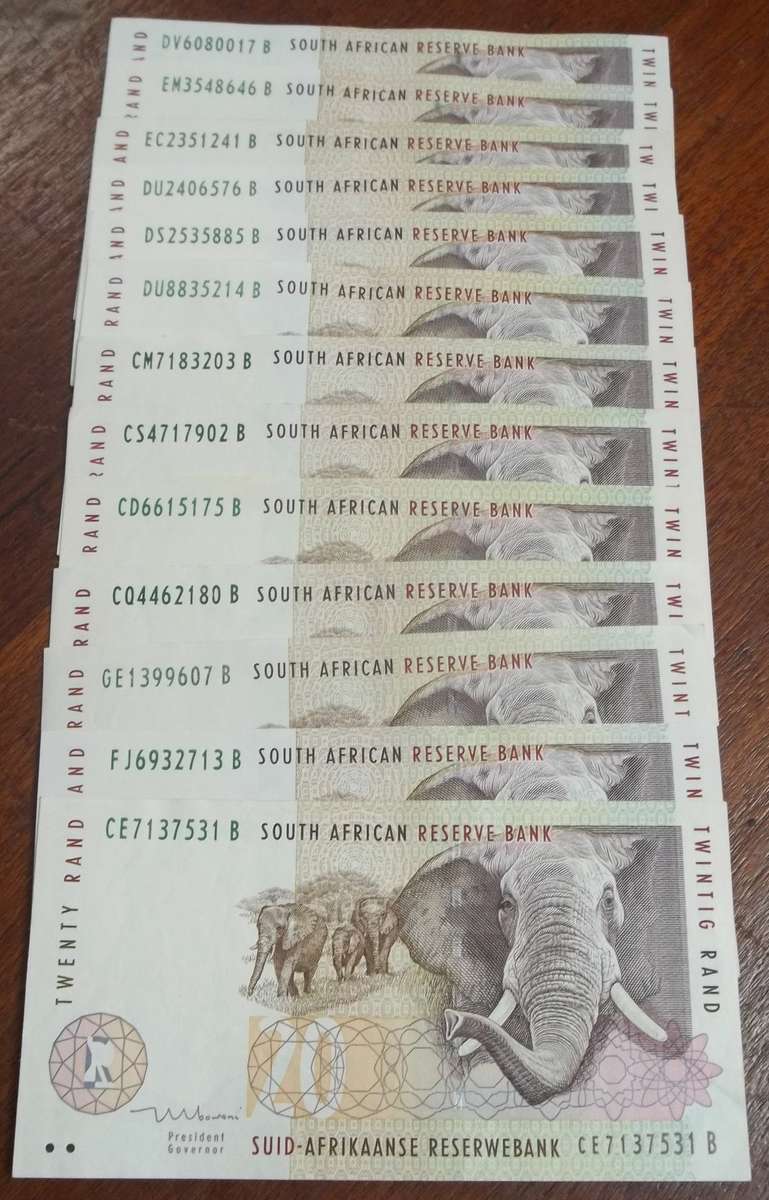 RSA 20 Rand early 2000`s - in EF condition