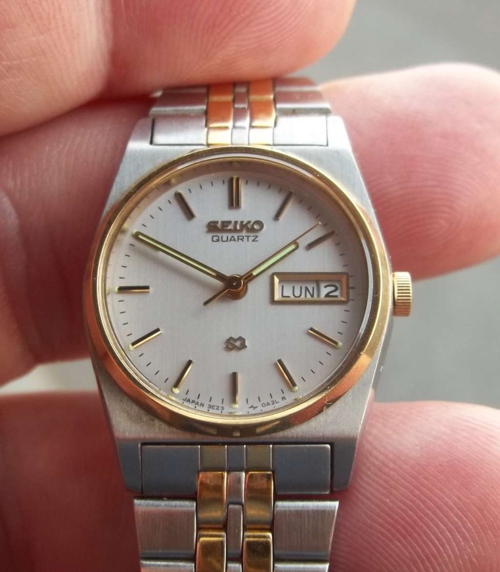 *CRAZY R1 START* 2007 SEIKO SQ lady`s watch in box