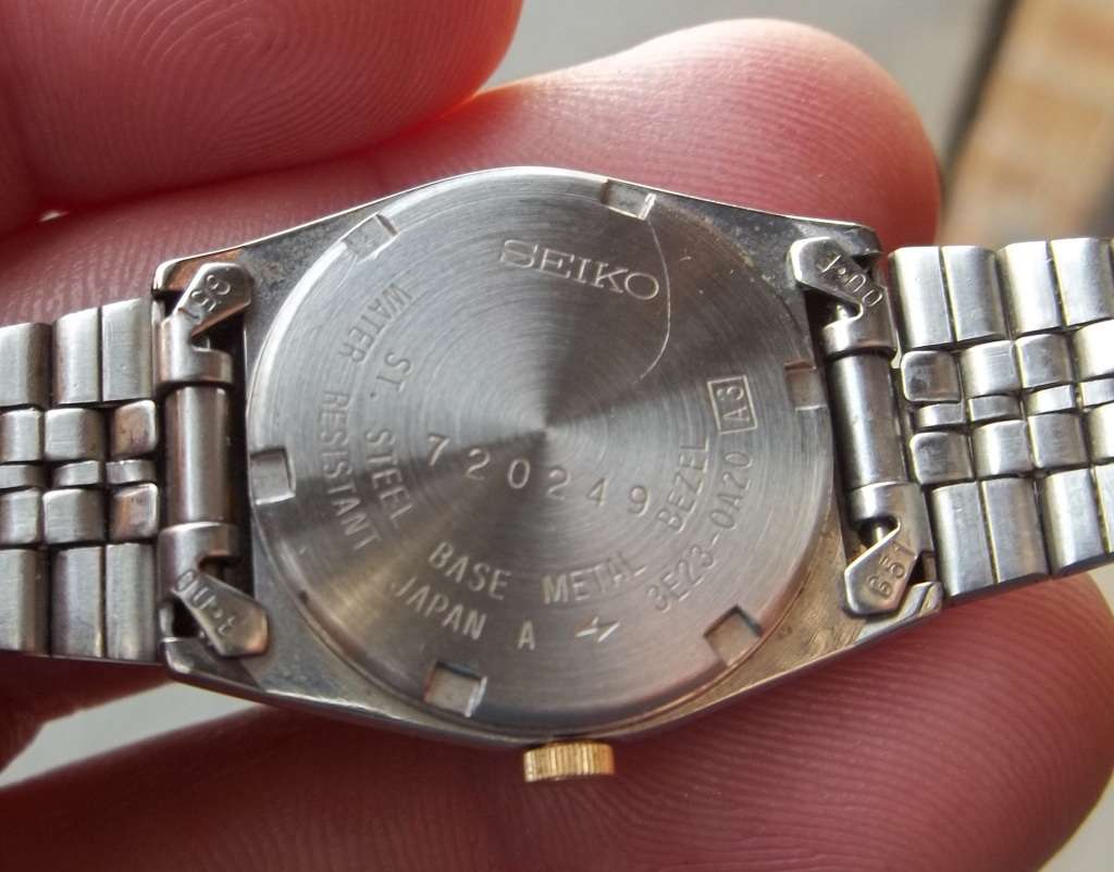 *CRAZY R1 START* 2007 SEIKO SQ lady`s watch in box