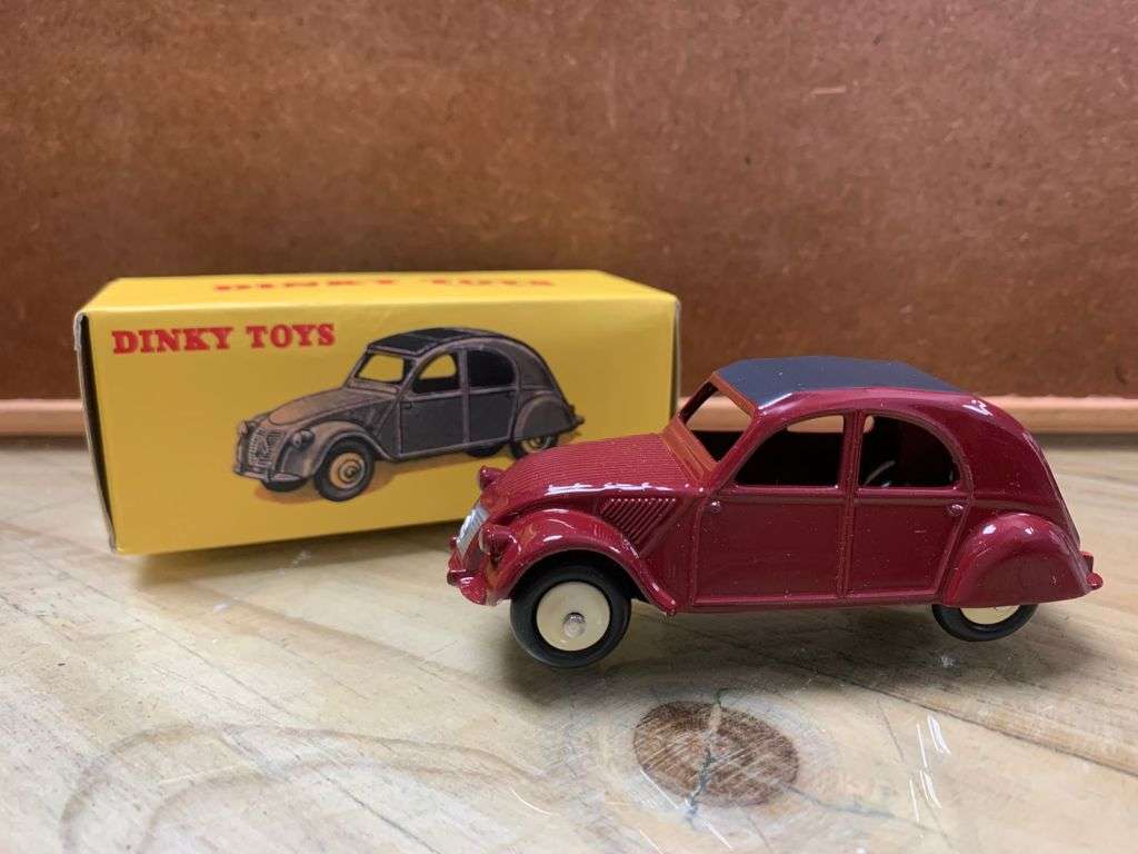 DINY TOYS 2CV. Citroen-China