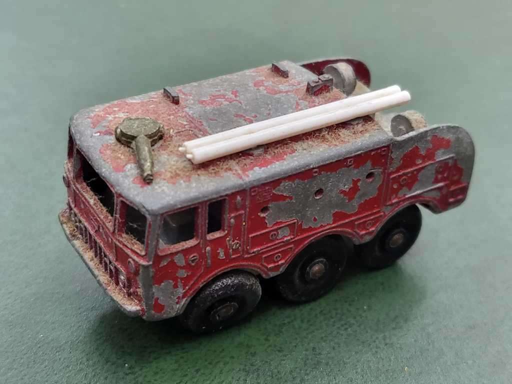 *R1 Auction* Lesney Matchbox no 63 `Foamite` Crash Tender &no 37 Cattle Truck