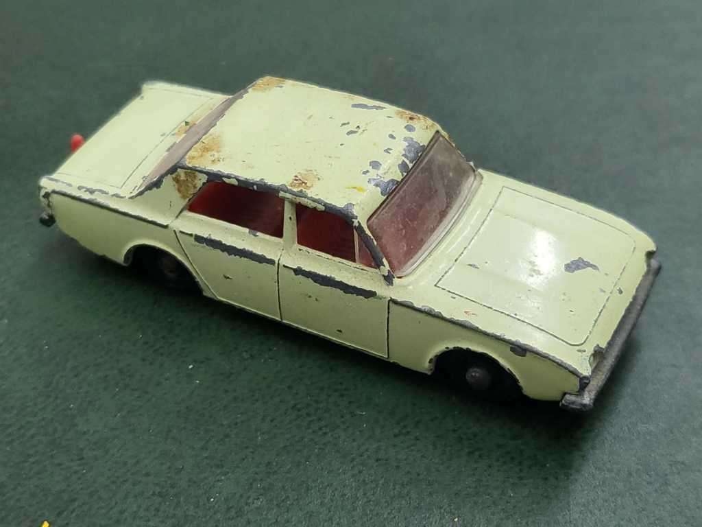 *R1 Auction* Lesney Matchbox no 45 Ford Corsair & no57 Trailer Caravan
