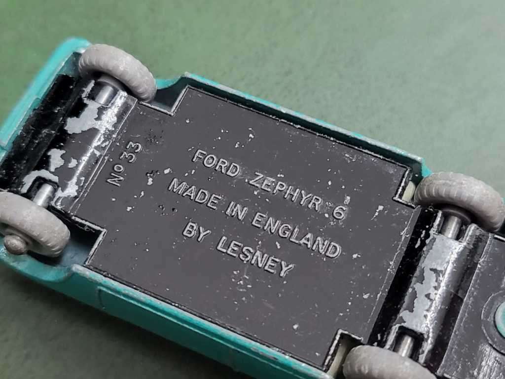 *R1 Auction* Lesney no 33 Ford Zephyr 6