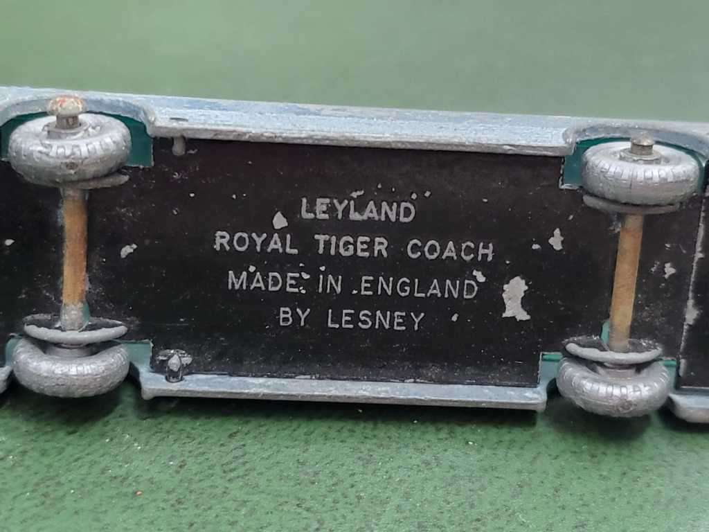 *R1 Auction* Lesney no 40 Leyland Royal Tiger Coach