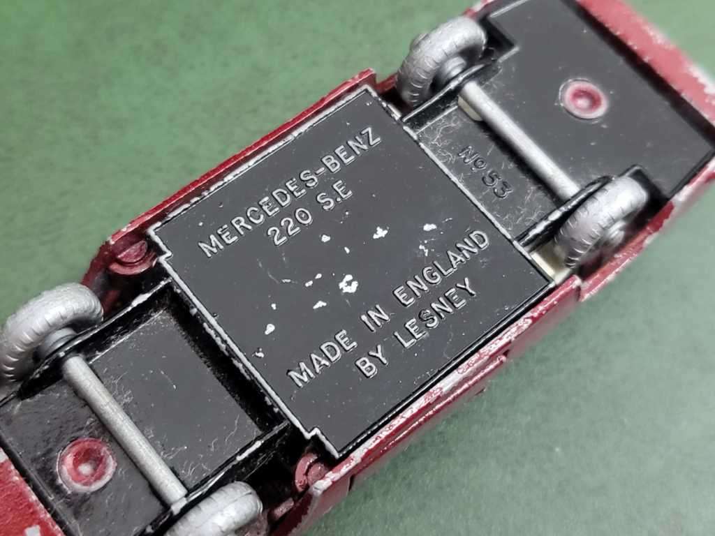 *R1 Auction* Lesney no53 Mercedes-Benz 220 S.E