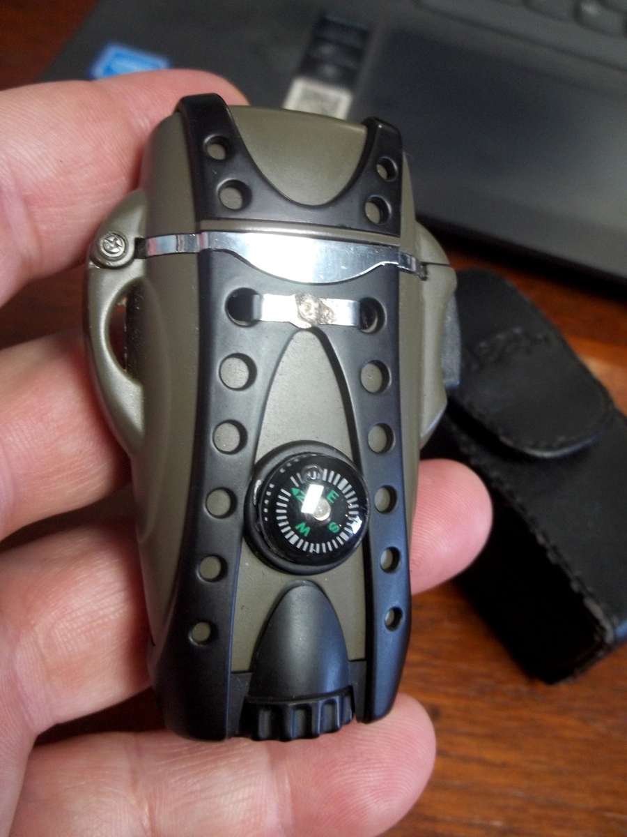 **R1 Auction** Jeep Lighter with compass & pouch - Untested