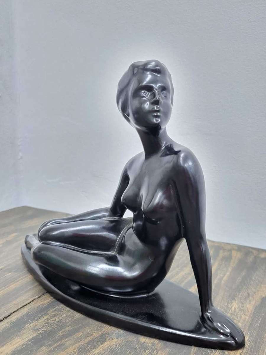 Villeroy & Boch Septfontaines Luxembourg Nude Woman Figurine No. 656