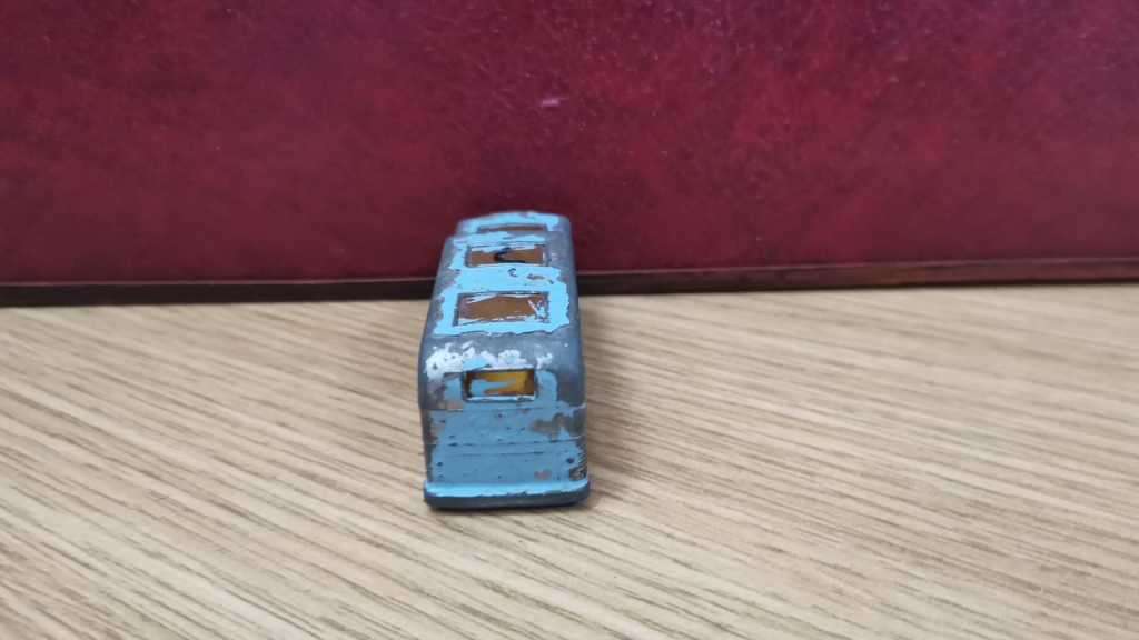 *R1 Auction* Lesney Matchbox no.66 Coach-England