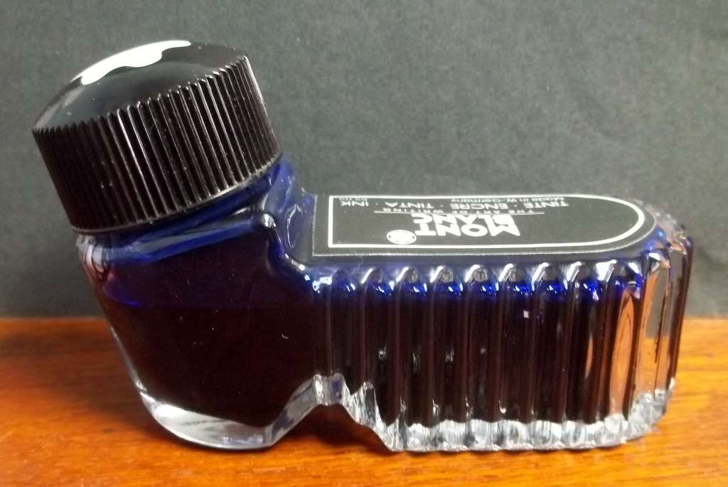 **R1 Auction** Vintage Mont Blanc Ink well - Blue, 85% full, 52ml