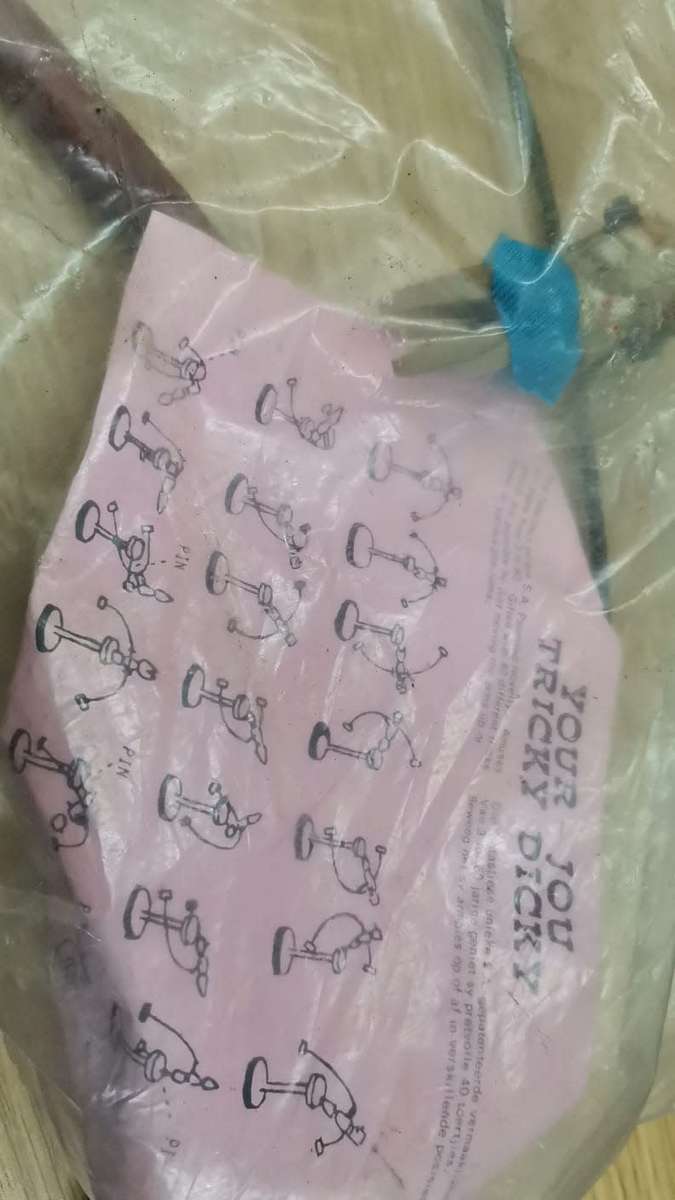 **R1 Auction** Vintage "The Amazing Tricky Dicky" Toy-Still Sealed