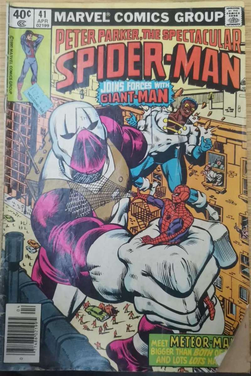 1980 Marvel Comics Group: Peter Parker the Spectacular Spider-Man #41-Joins Forces with Giant-Man
