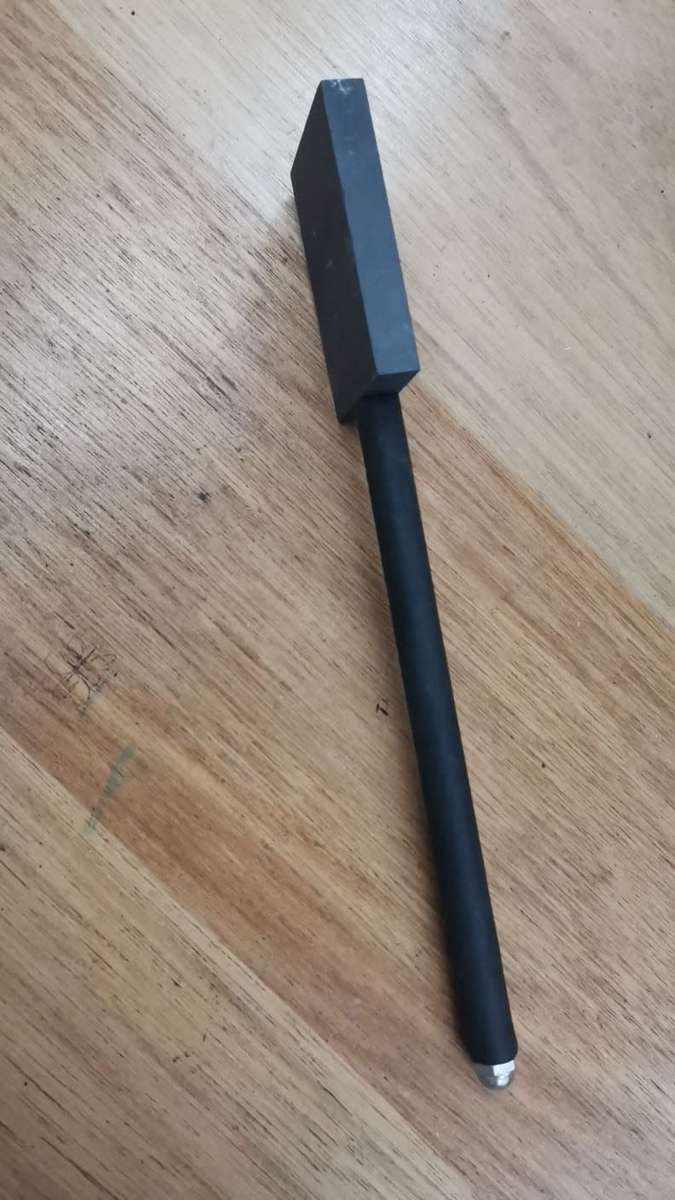 **R1 Auction**  Small Graphite Ingot Block-Possibly Never Used