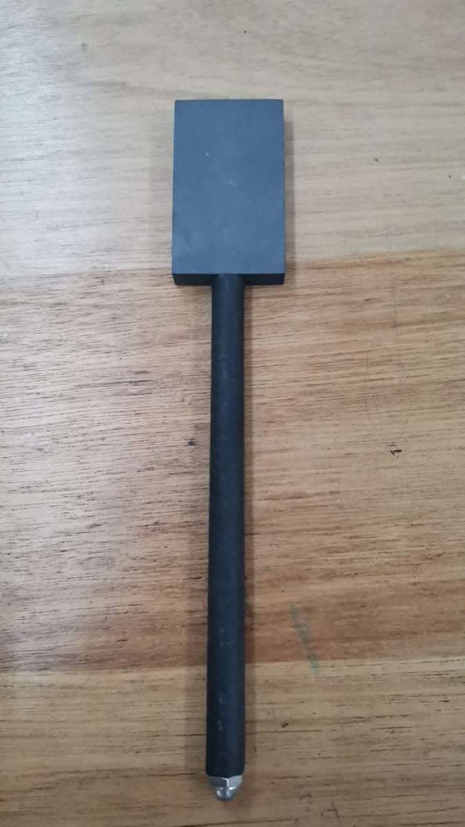 **R1 Auction**  Small Graphite Ingot Block-Possibly Never Used