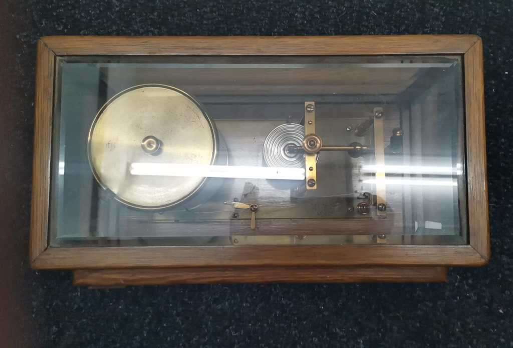 R & J Beck L Barograph & Thermograph