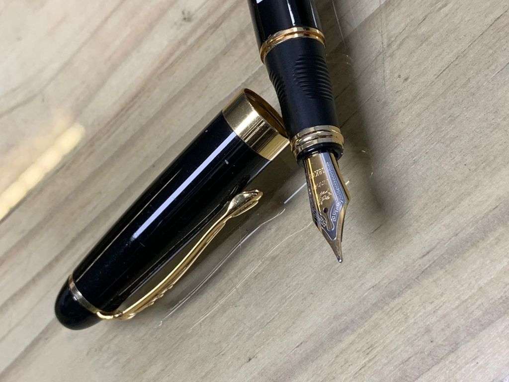 *R1 Auction* HAYMAN Jinhao 18ct Gold Plate fountain pen-Like new