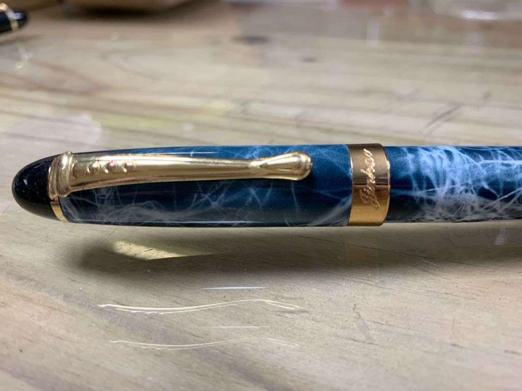 *R1 Auction* HAYMAN Jinhao X450 18ct Gold-plate fountain pen