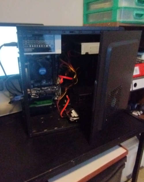 Entry Level Gaming PC (Core i3 4th Gen, 8GB DDR3, 512GB, GT 610 1GB) For Sale