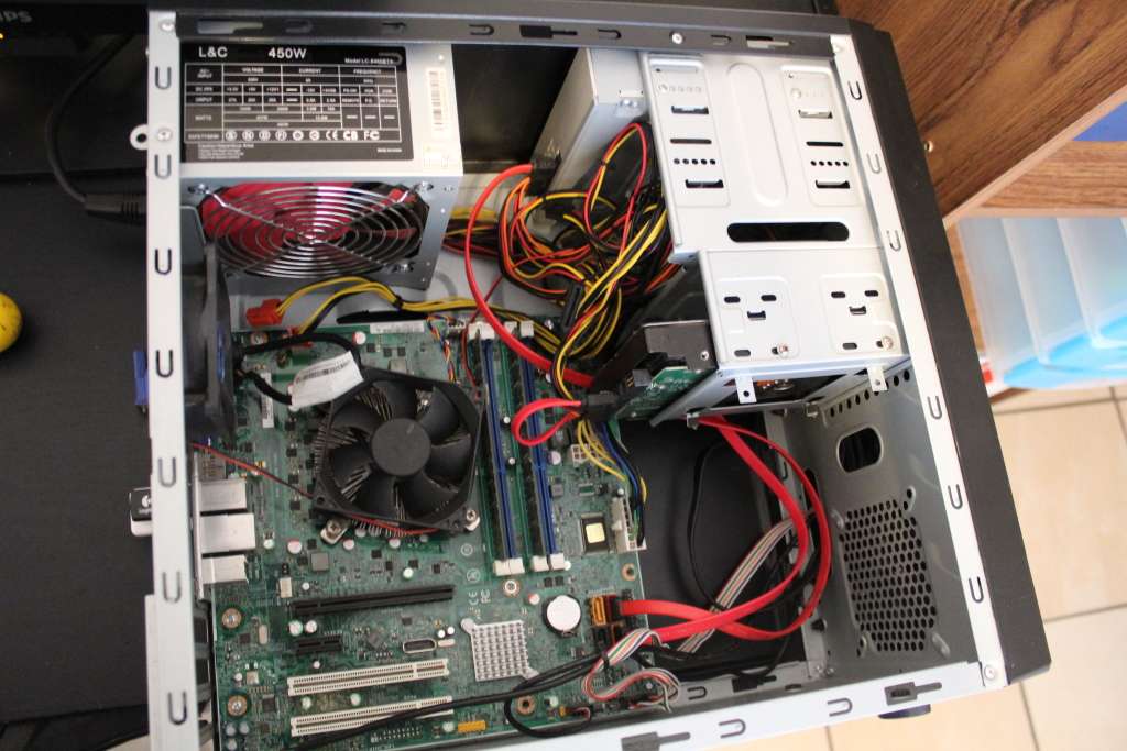 Black Friday! Full Office/Gaming PC Setup! (i7 3770, 8GB DDR3, 500GB HDD, 19 Inch Phillips Monitor)