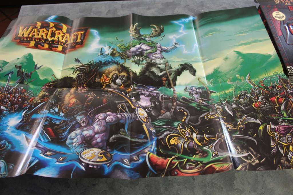 VERY RARE Diablo II Collectors Edition Box Set + Free Diablo III (PC)