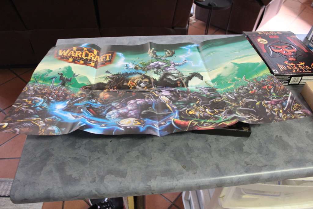 VERY RARE Diablo II Collectors Edition Box Set + Free Diablo III (PC)