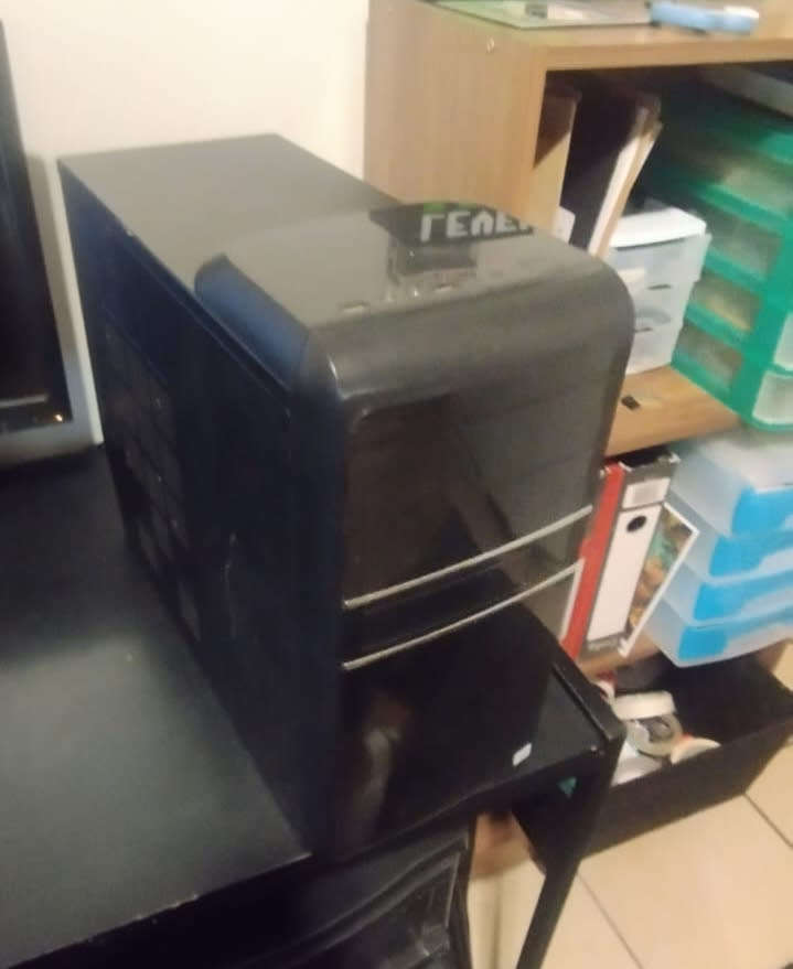 Partially Faulty Office PC (Core i5 2400, 4gb ddr3 1333, Gigabyte 300W Gaming PSU, Office Case)