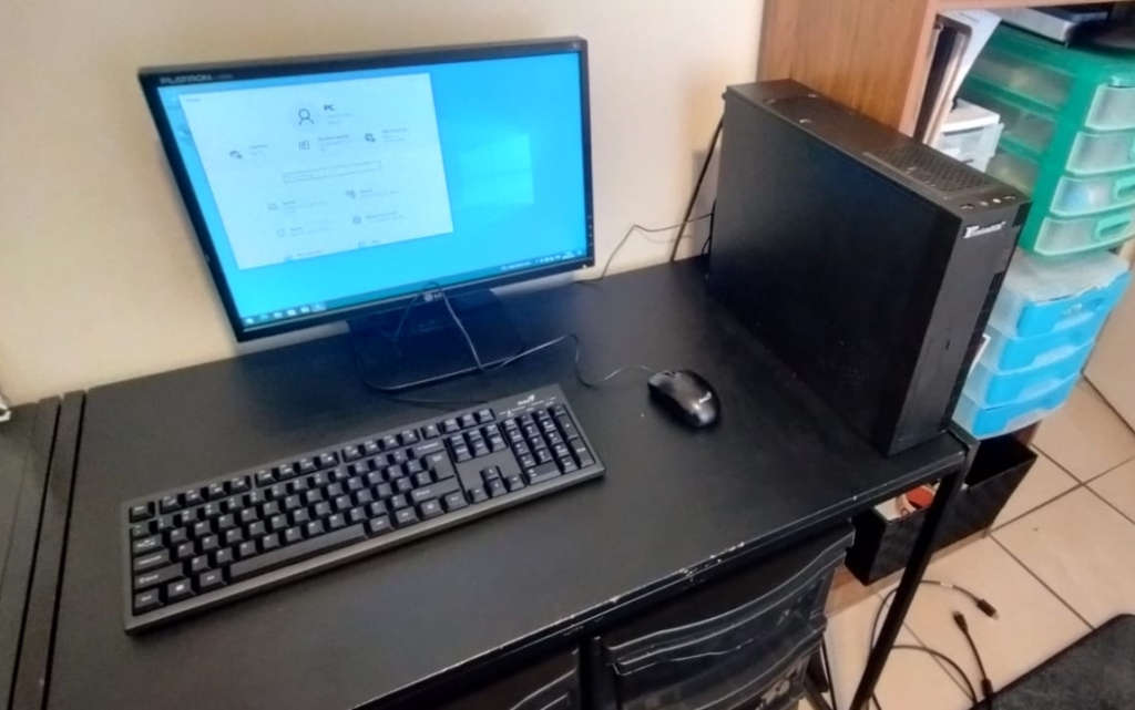 Great Value Full Office PC Setup (i5 7400, 8GB DDR4, 1TB HDD, HD Graphics 630, 19 Inch LG Monitor)