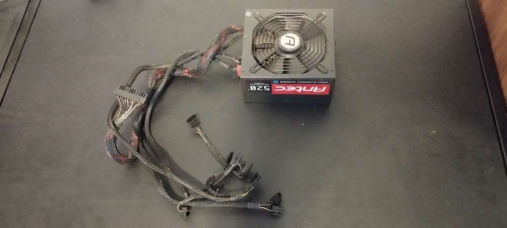 Power Supplies (Untested And Possibly Faulty)