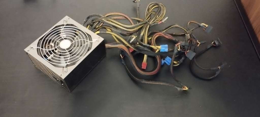 Power Supplies (Untested And Possibly Faulty)