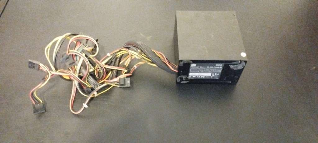 Power Supplies (Untested And Possibly Faulty)